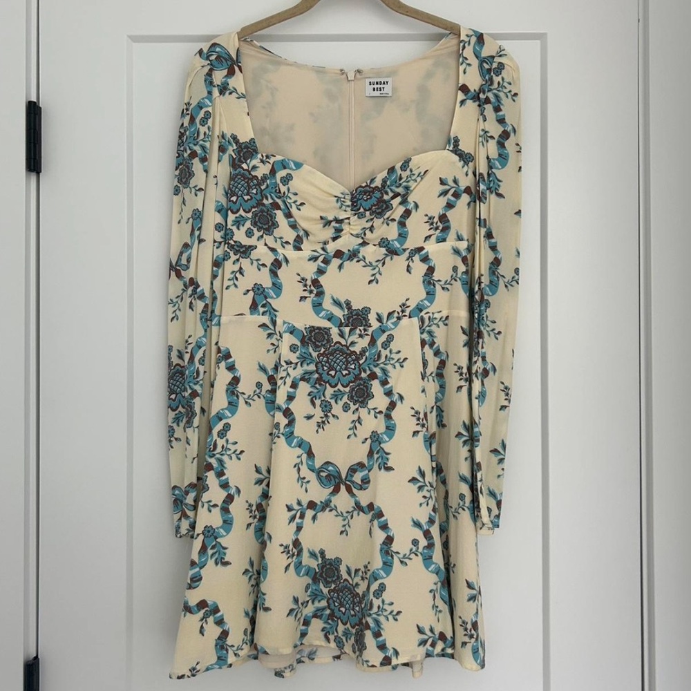 Aritzia dress